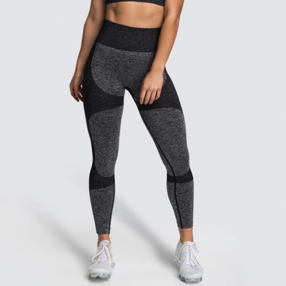 NWT DoYouEven Black Seamless Leggings Size S